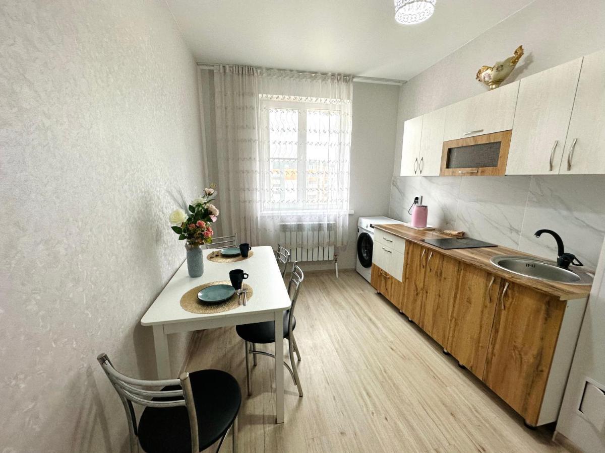 1 Комнатная Драмтеатр 1Bedroom Apartment Ust-Kamenogorsk Exterior photo