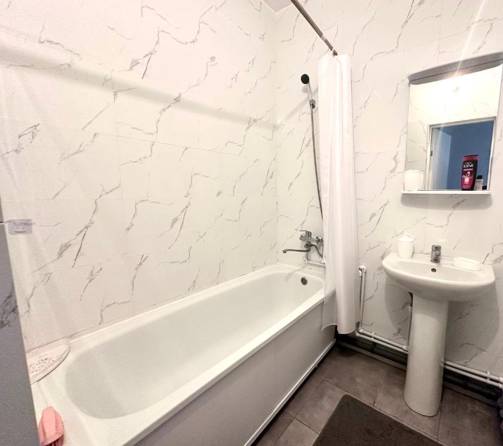 1 Комнатная Драмтеатр 1Bedroom Apartment Ust-Kamenogorsk Exterior photo